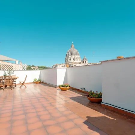 Saint Peter's Luxury Terrace *
